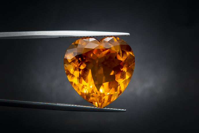 November Birthstone Guide: Topaz & Citrine