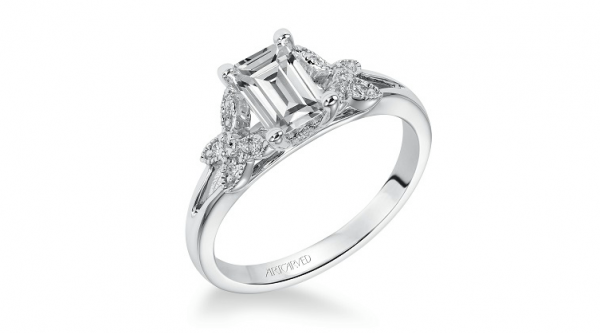 How to Get Your Partner's Ring Size
