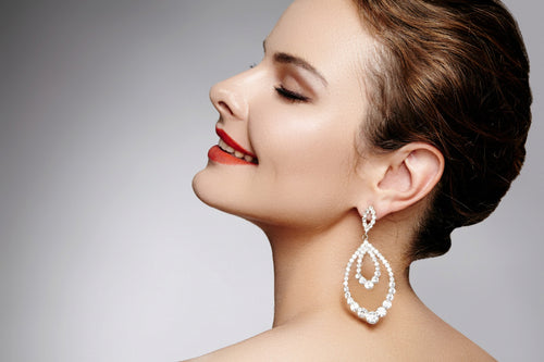 60TH WEDDING ANNIVERSARY GIFT: WHITE DIAMONDS