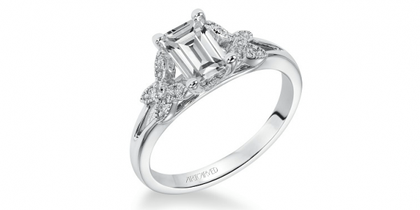 How to Get Your Partner's Ring Size