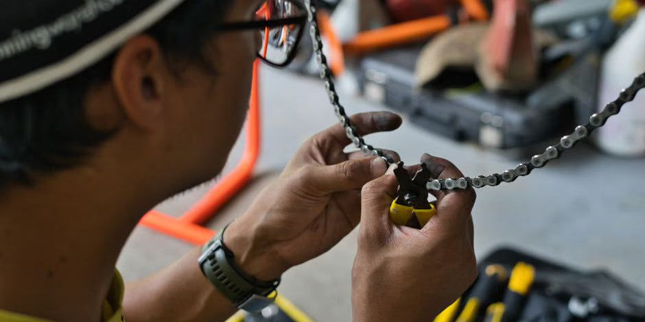 Where to Go for Expert Chain Repair Near You