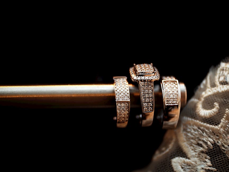 Gatsby's Choice: A Deep Dive into 1920s Wedding Ring Trends