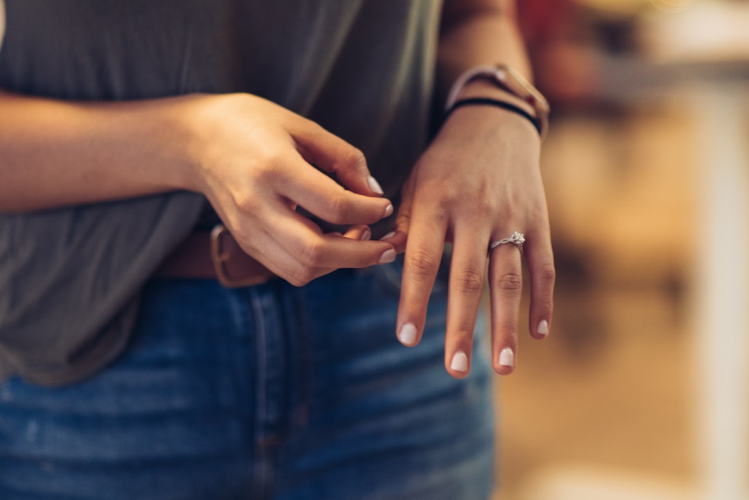 How to Size a Ring in 4 Easy Steps