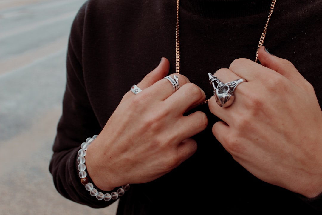 How to find affordable men's jewelry that actually looks good