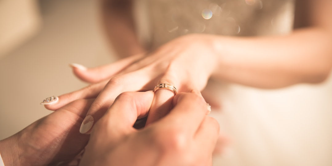 The Complete Guide to Wedding Rings