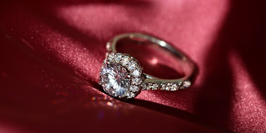 Stunning 25th Wedding Anniversary Ring Ideas to Sweep Her off Her Feet