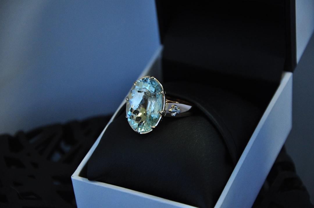 Dive Into Love with a Stunning Aquamarine Wedding Ring Set