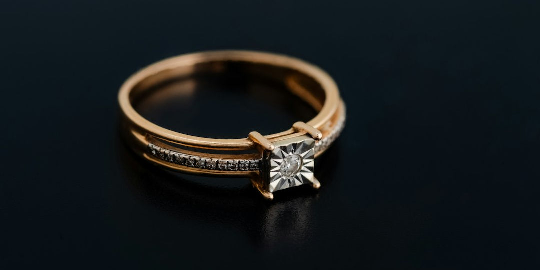 How to Size Wedding Rings for Men and Women