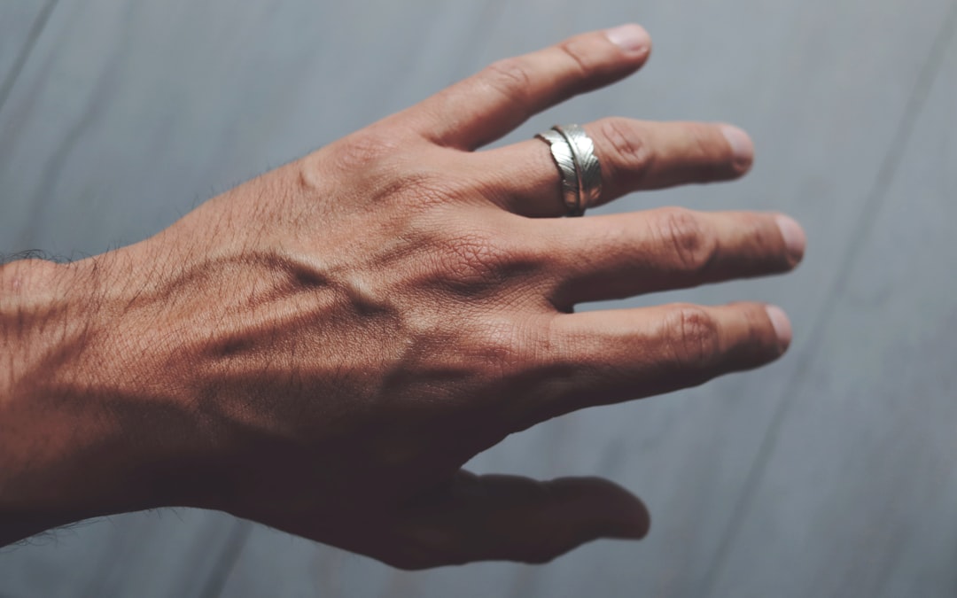Everything You Need to Know About Men's Pinky Ring Sizing