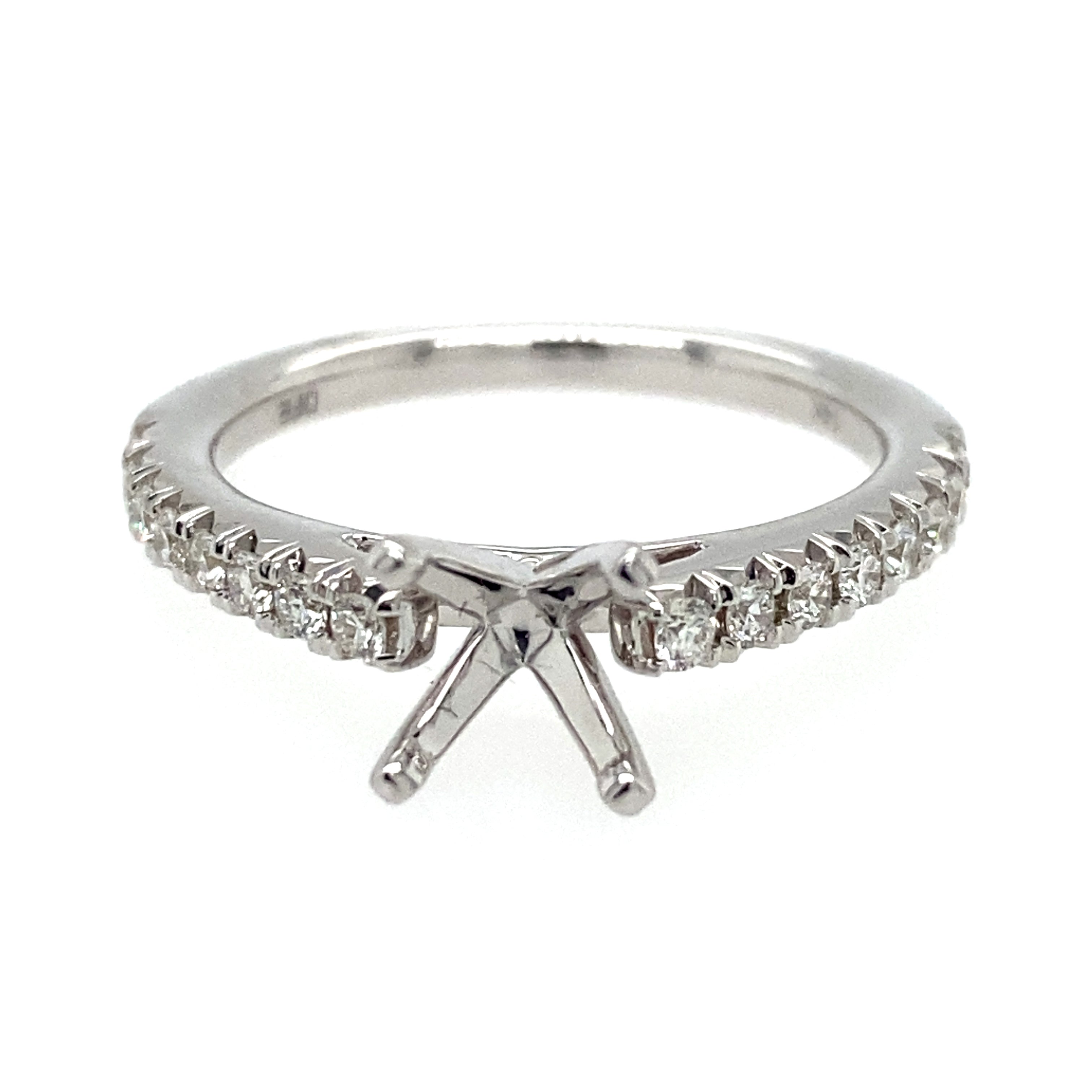 14K White Gold Classic Round Natural Diamonds Engagement Ring