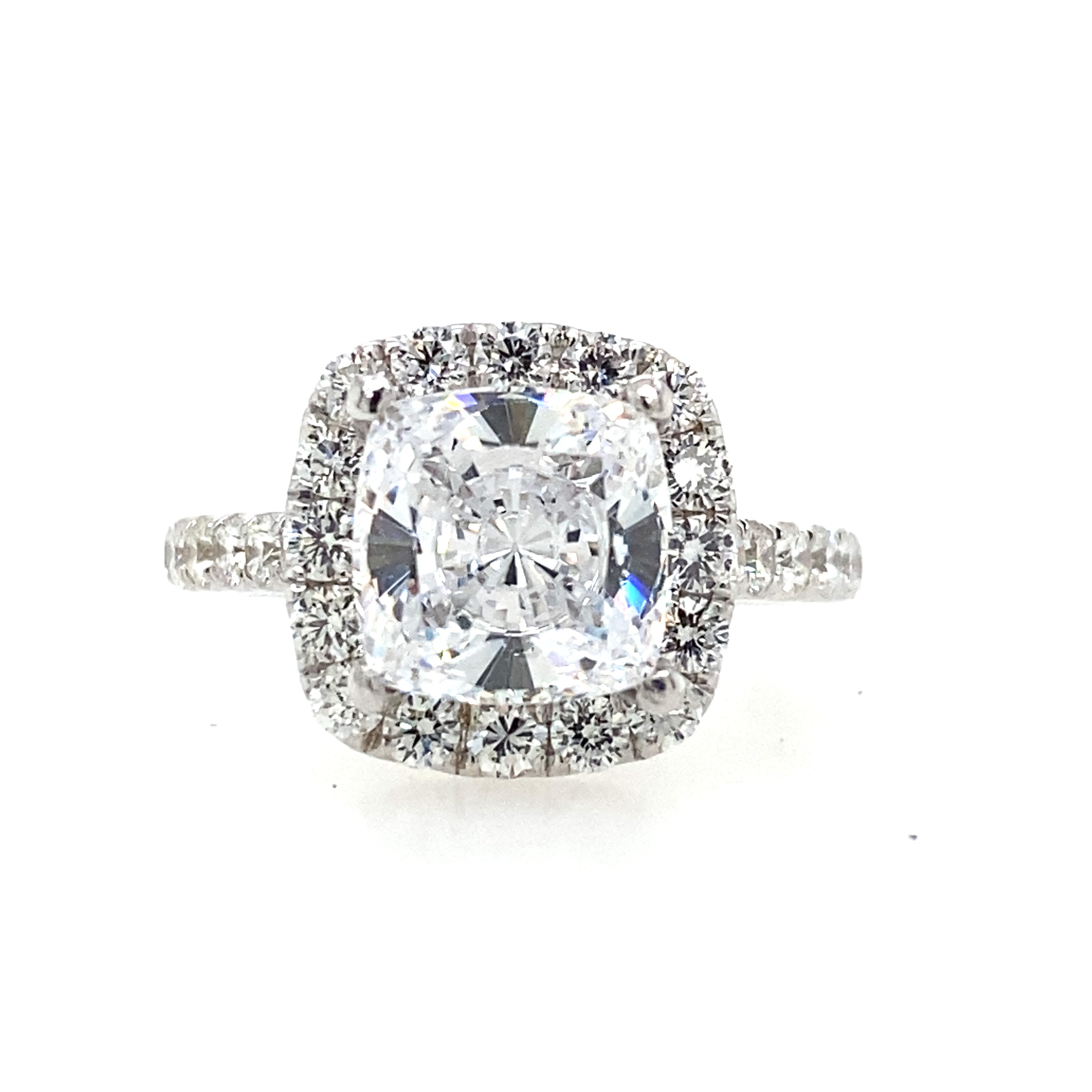18K White Gold Diamond Halo Engagement Ring