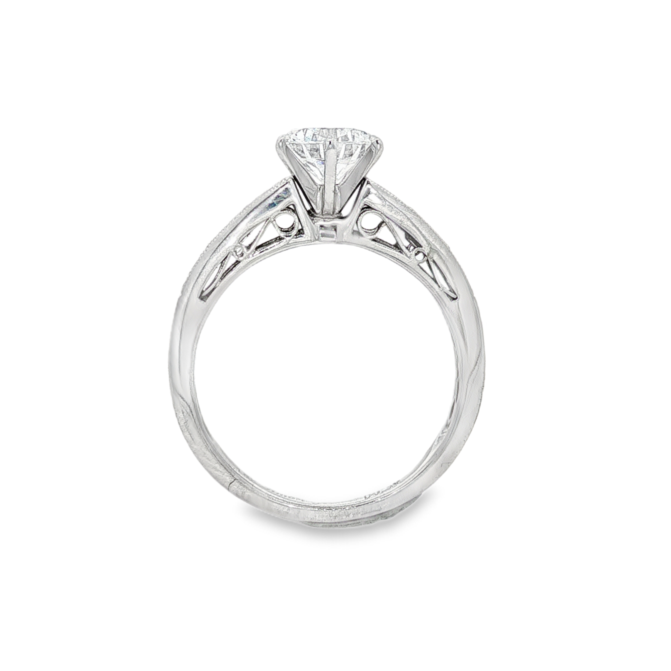 JT ESTATE 18K White Gold Vintage Natural Diamond Engagement Ring