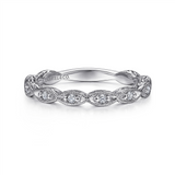 14K White Gold Vintage Inspired Prong Set Straight Diamond Ring