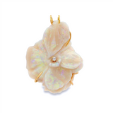 JT ESTATE 18K Yellow Gold Carved Opal Flower Pendant